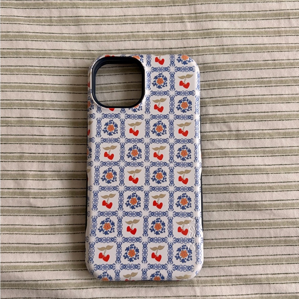 Casely iPhone 14 Patterned Cases - Picture 3 of 10